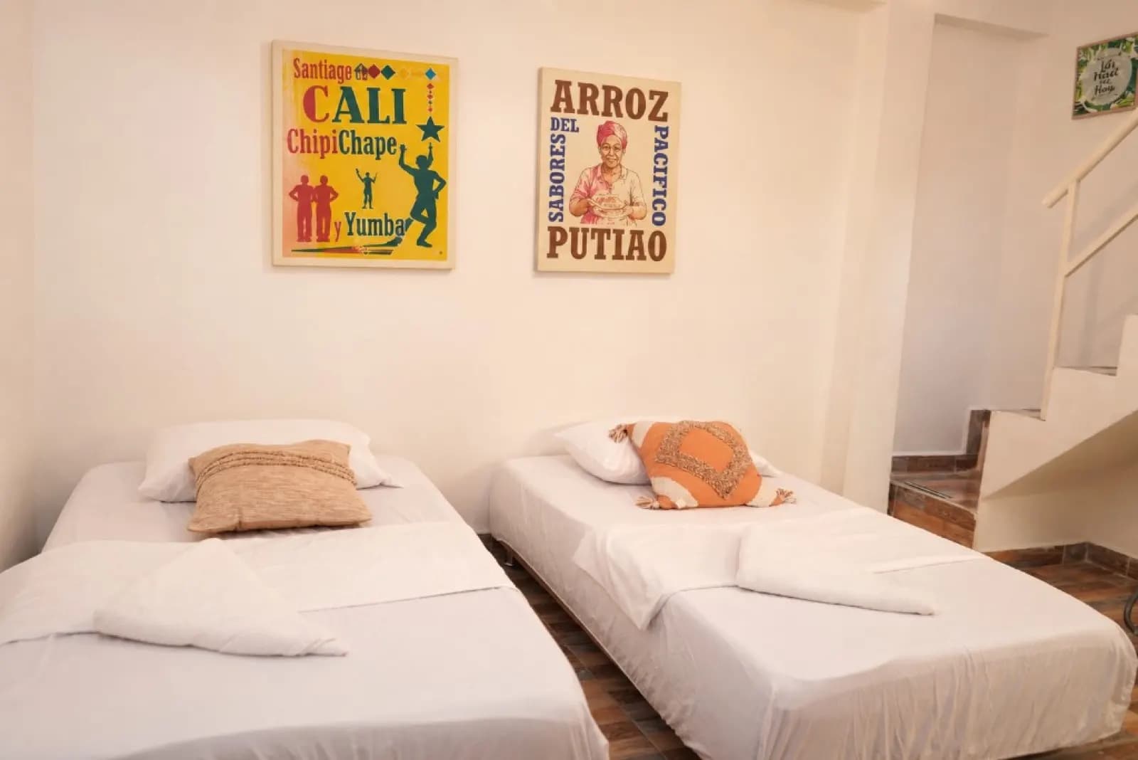 Habitación en entrepiso de loft Miraflores Cali