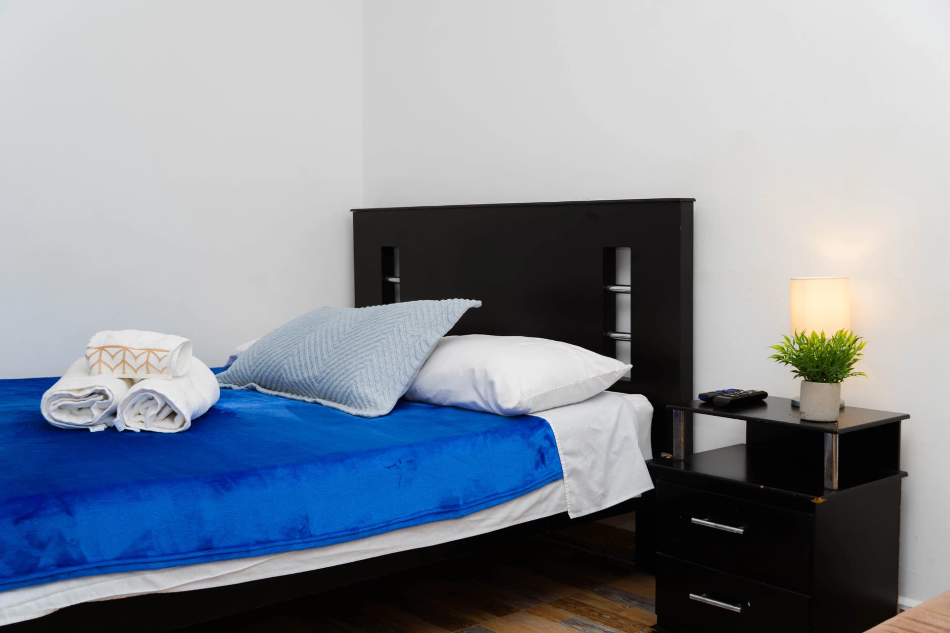 Loft 05 — Atrio íntimo (máx. 3) — loft en Miraflores Cali